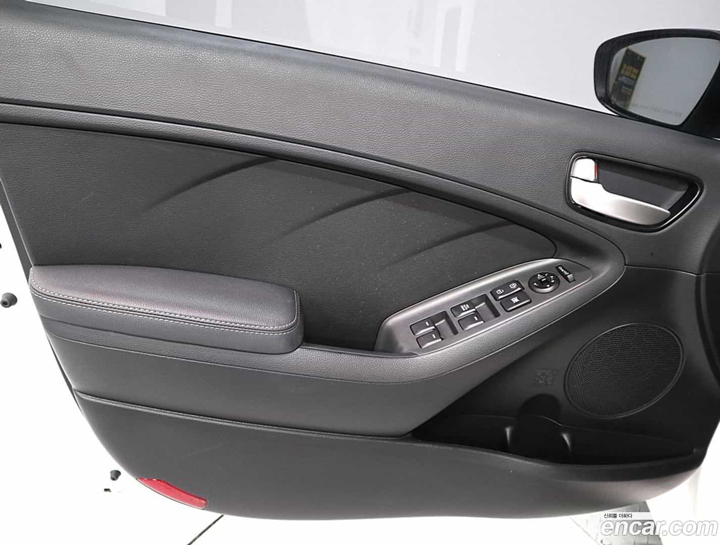 K3 Kia 2018.4-INNER-008