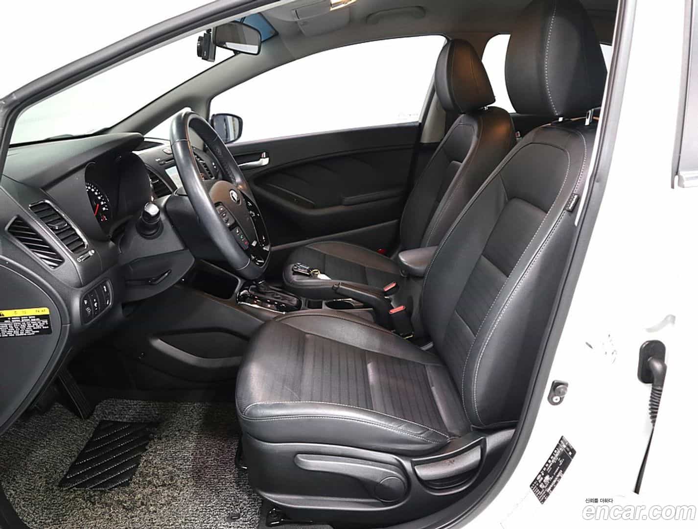 K3 Kia 2018.4-INNER-009