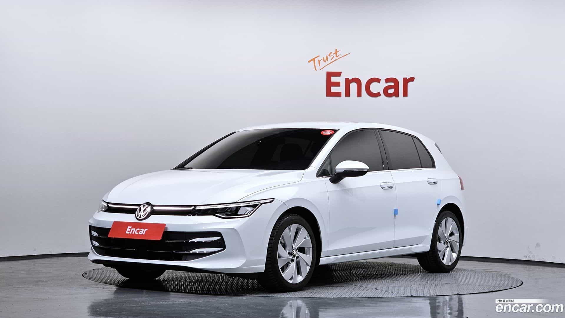Golf Volkswagen 2025.6-OUTER-001