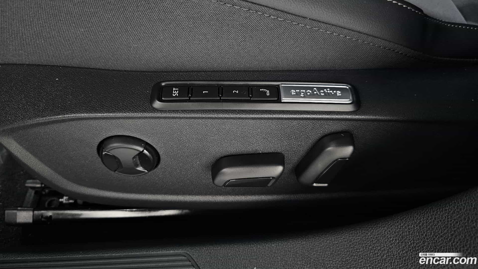Golf Volkswagen 2025.6-OPTION-046