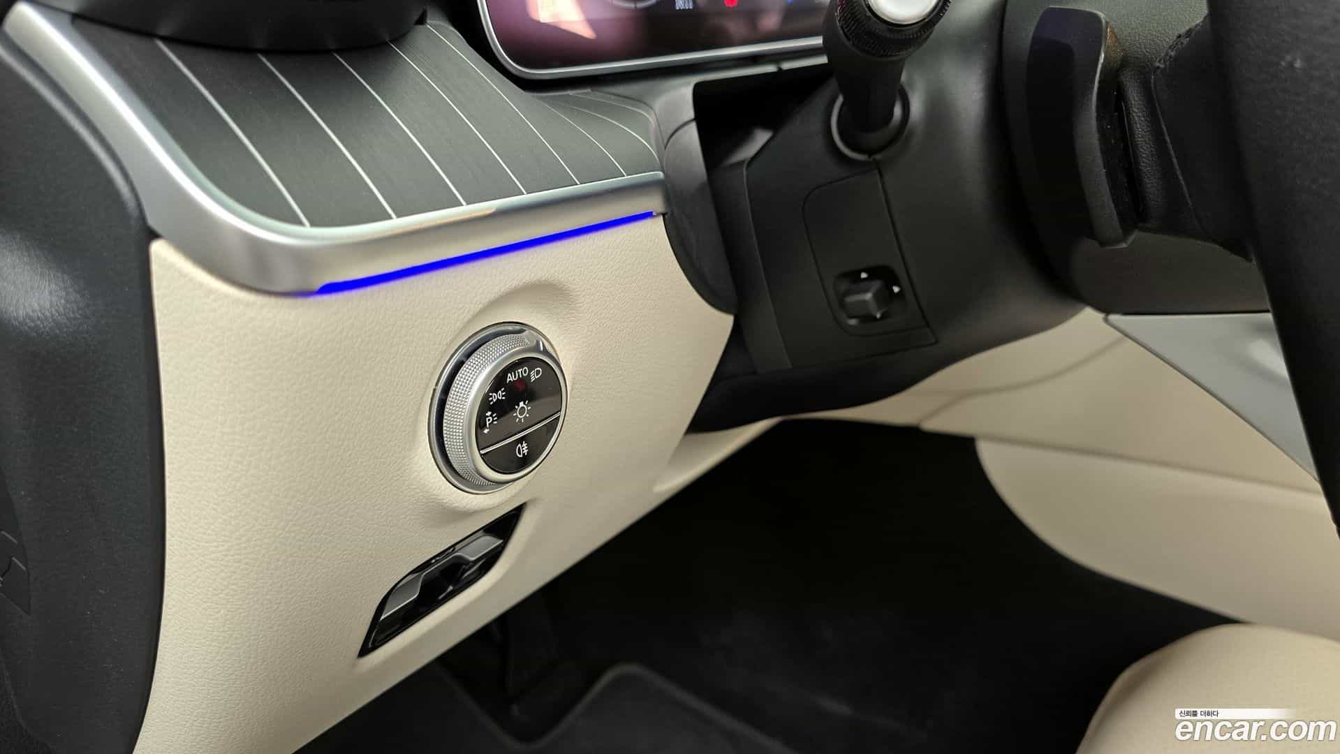 C-Class Mercedes-Benz 2023.3-OPTION-022