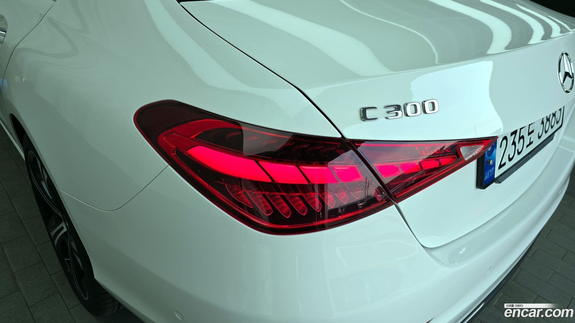 Main__Slider__Photo:C-Class Mercedes-Benz 2023.3-22