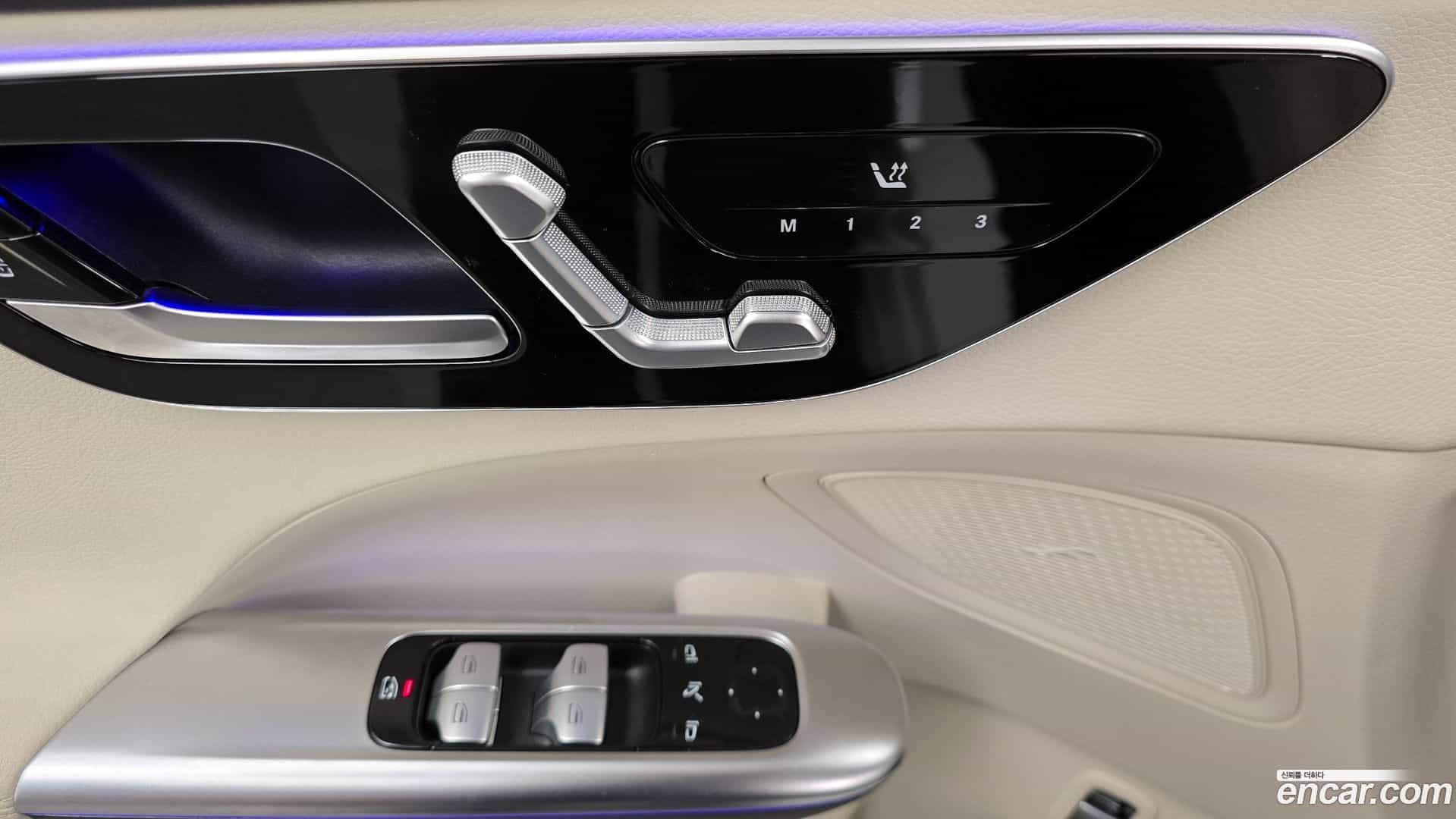 C-Class Mercedes-Benz 2023.3-OPTION-044