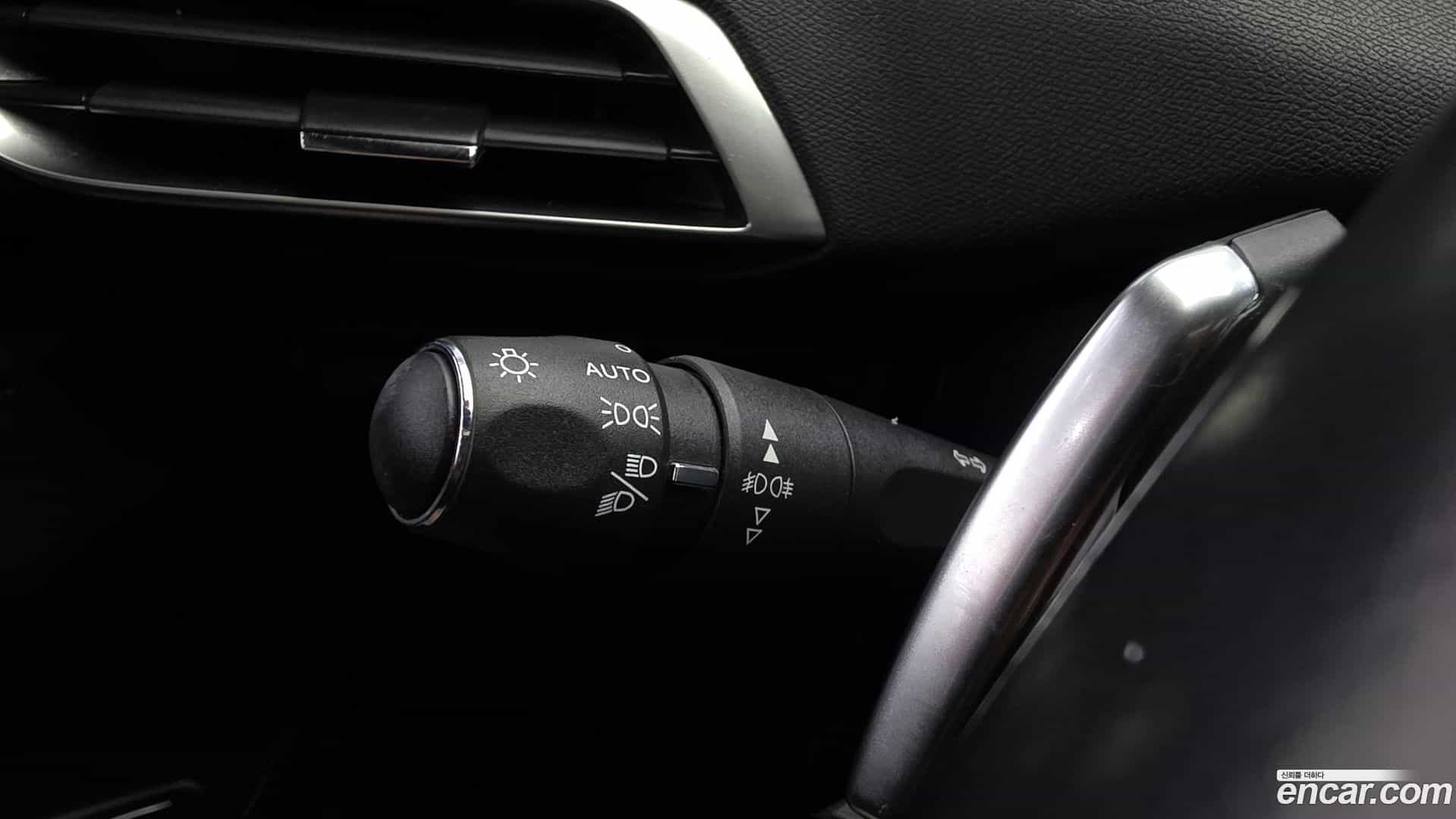 5008 Peugeot 2020.4-OPTION-042