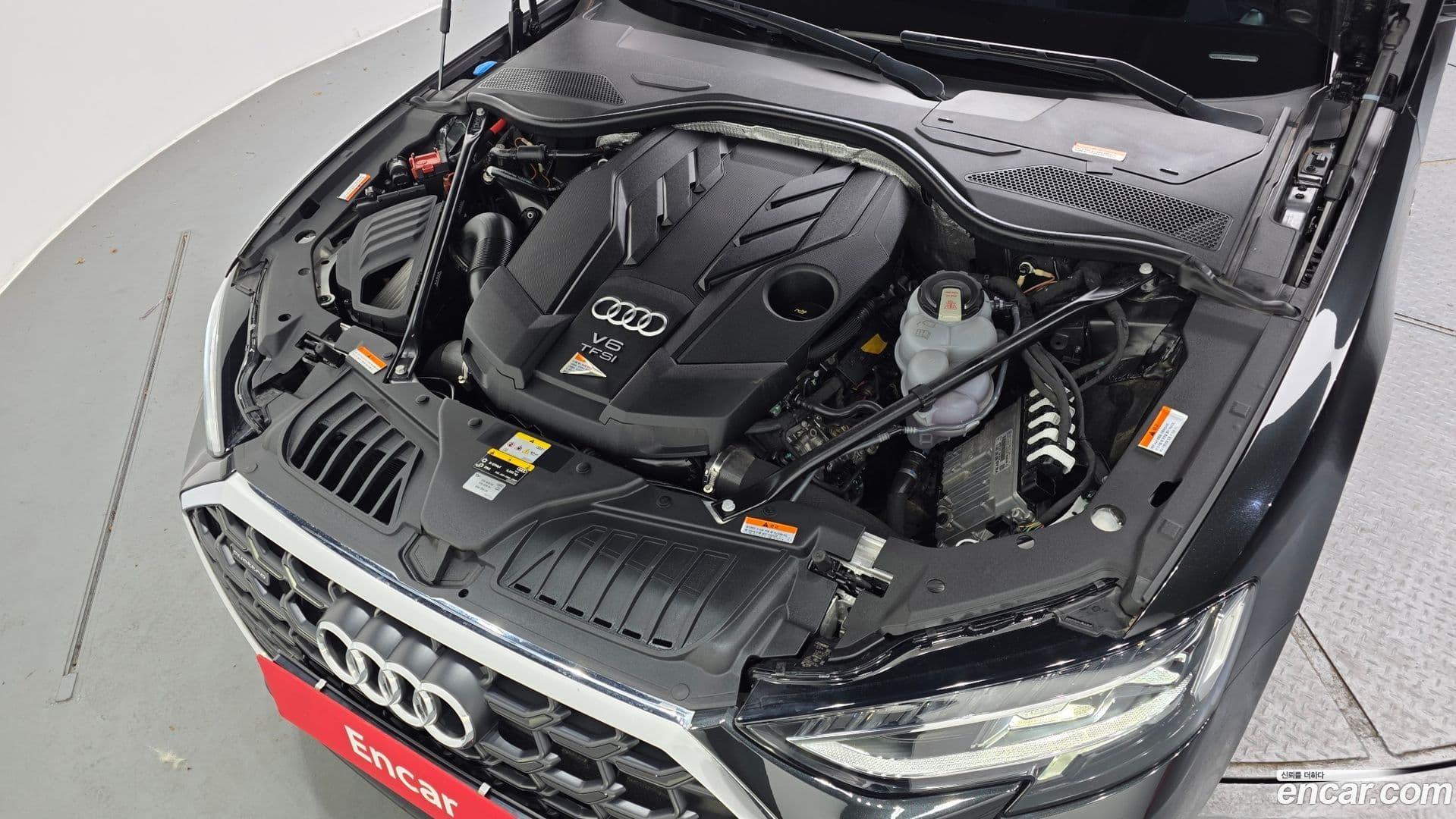 Main__Slider__Photo:A8 Audi 2022.11-5
