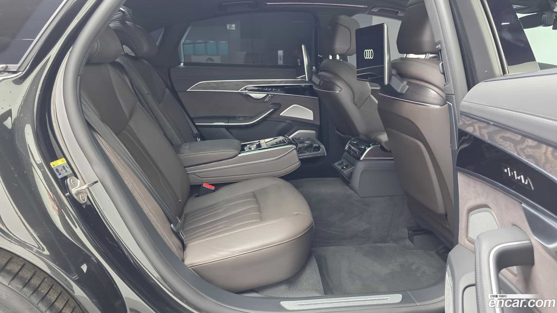 A8 Audi 2022.11-OPTION-016