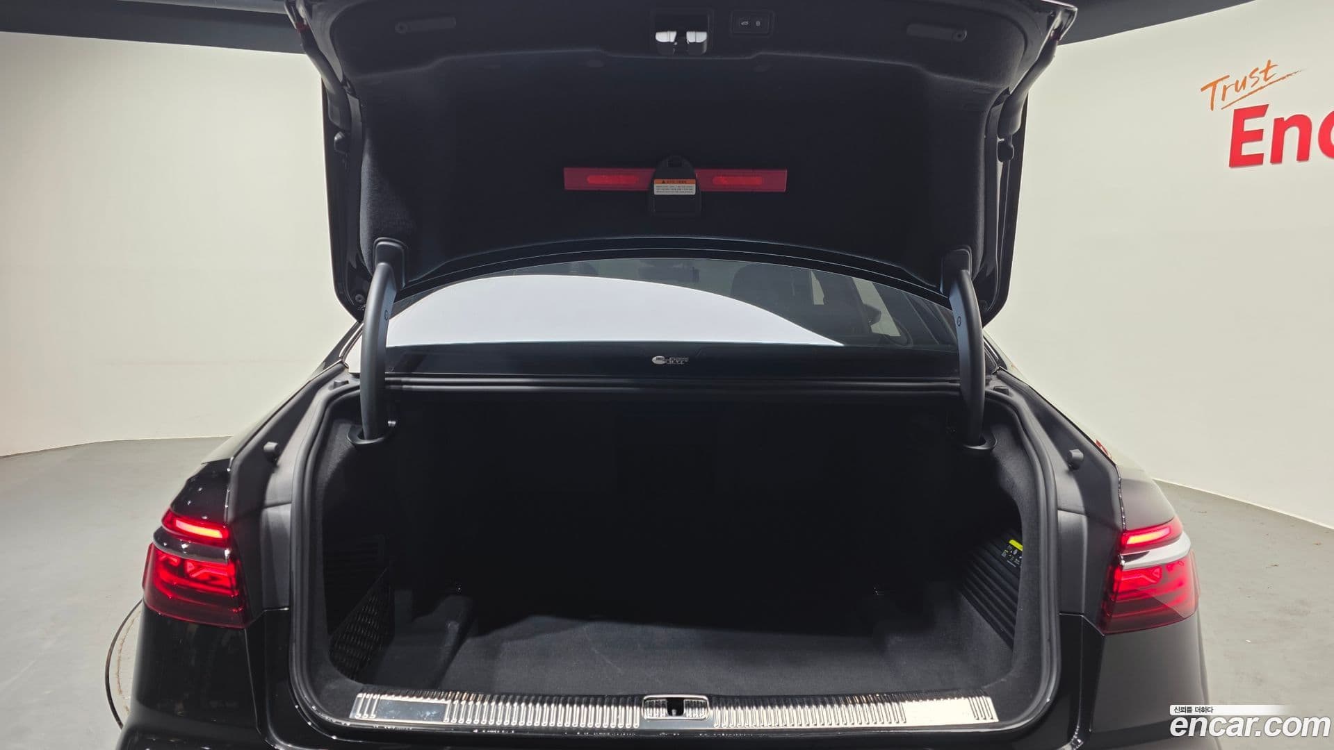 Main__Slider__Photo:A8 Audi 2022.11-19