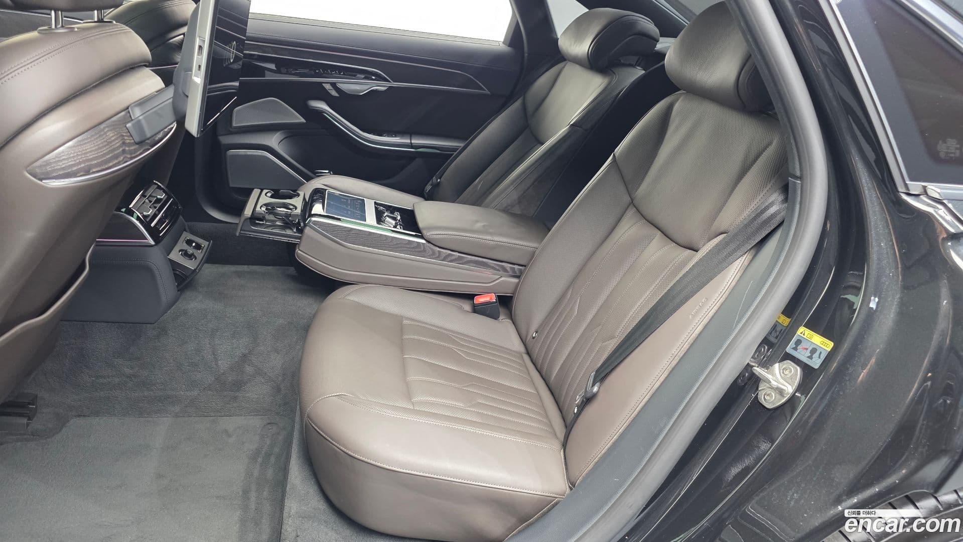 Main__Slider__Photo:A8 Audi 2022.11-25