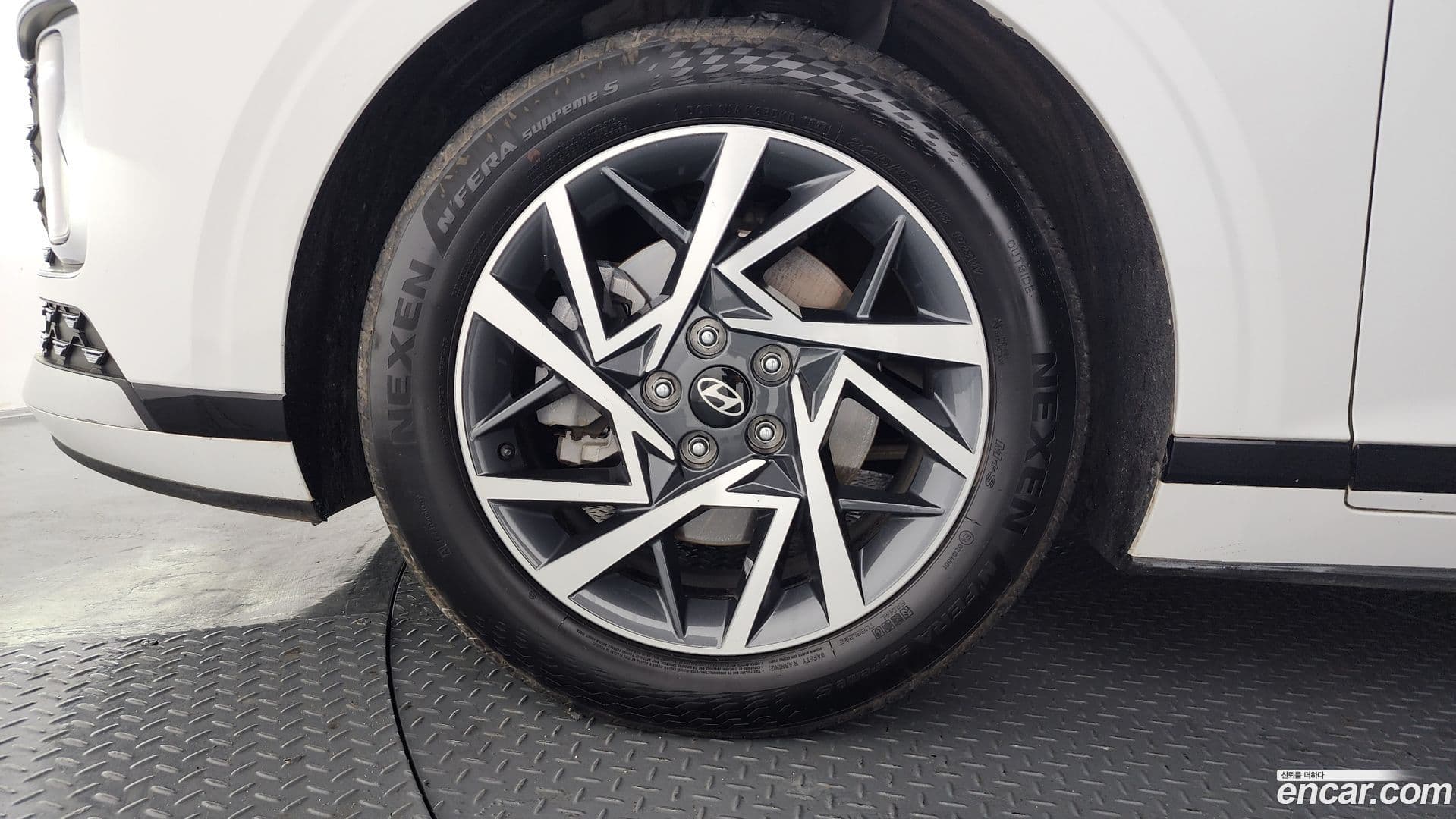 Main__Slider__Photo:Grandeur Hyundai 2023.3-4