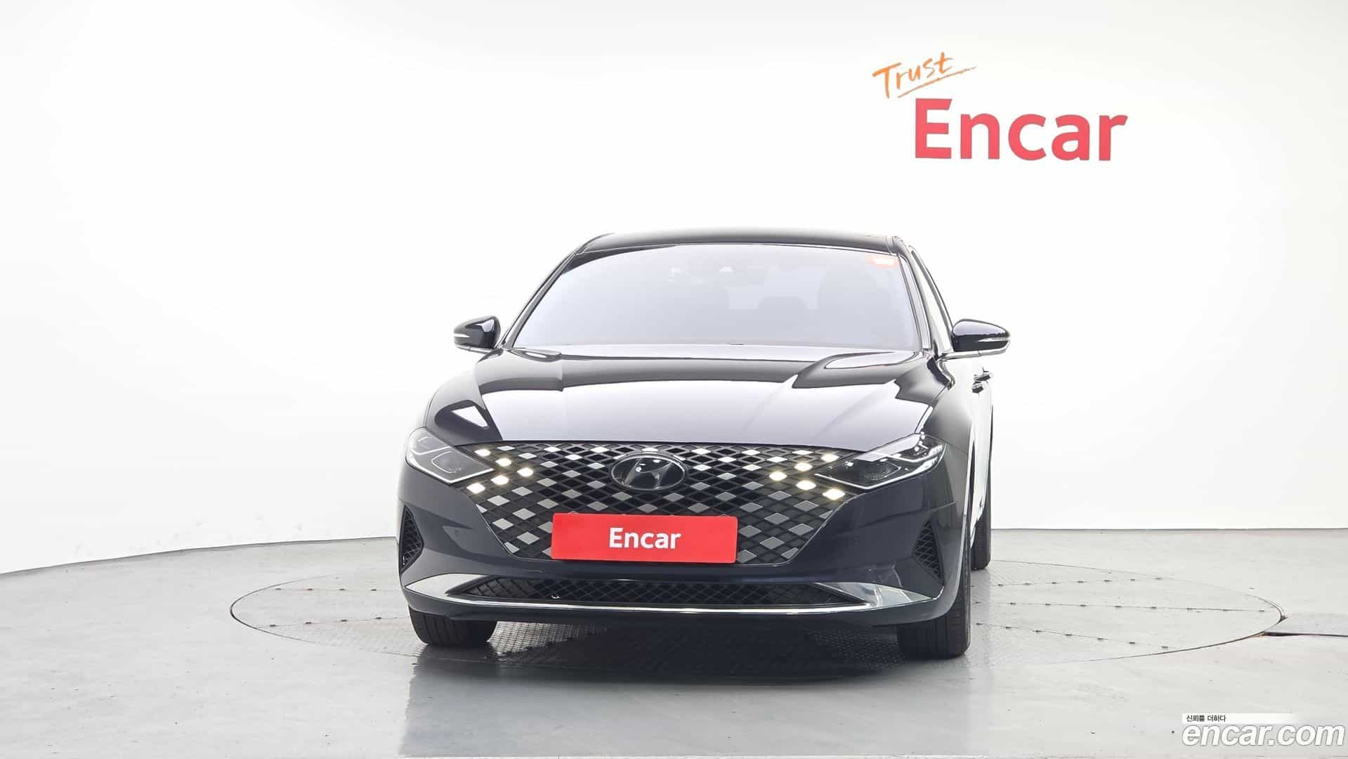 Grandeur Hyundai 2020.1-OUTER-003
