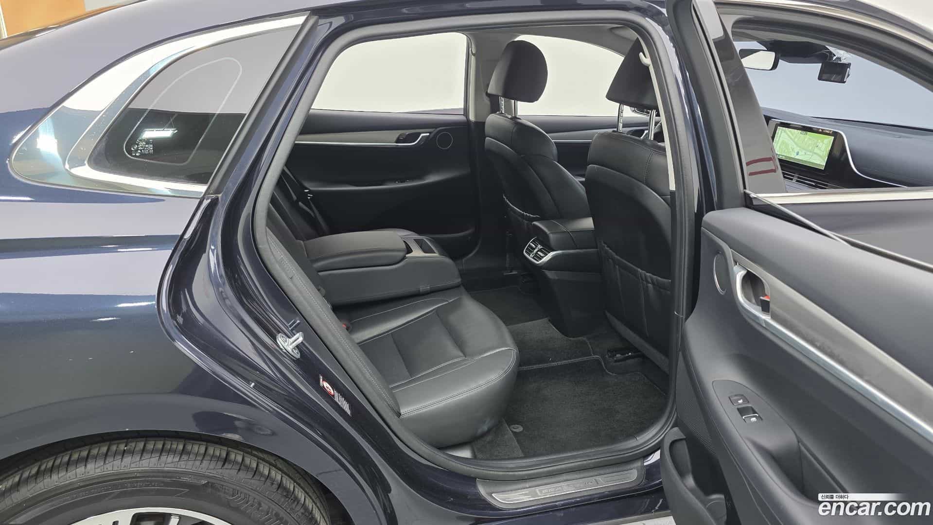 Grandeur Hyundai 2020.1-OPTION-015