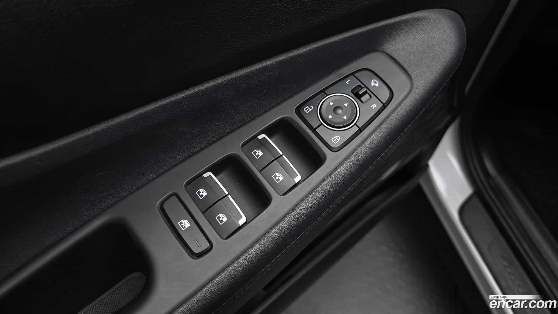 Santafe Hyundai 2020.7-OPTION-041