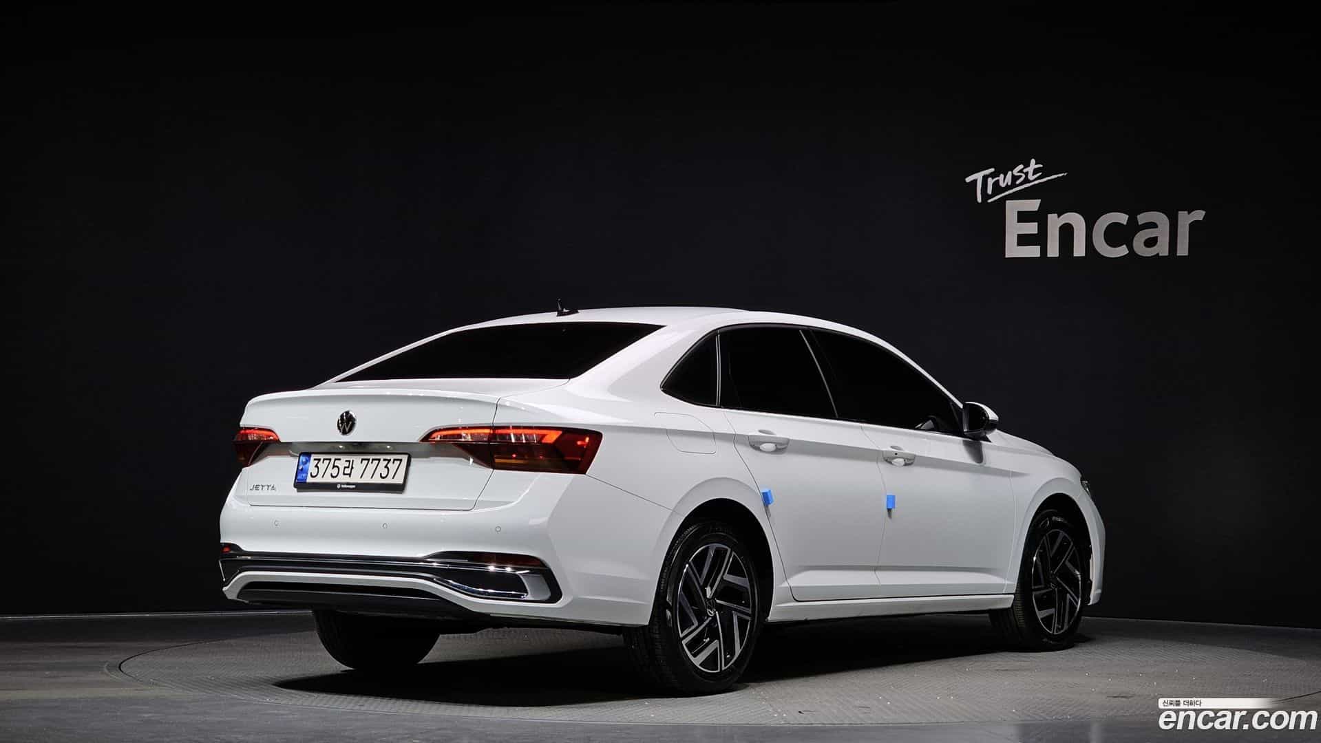 Jetta Volkswagen 2023.11-OUTER-002