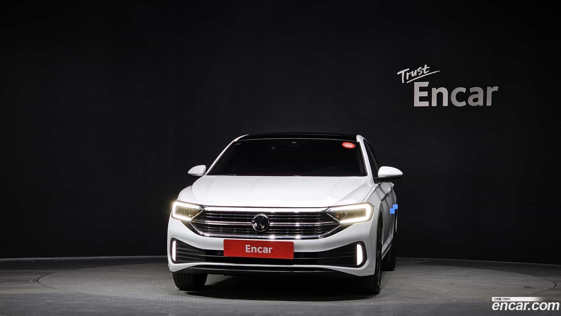 Jetta Volkswagen 2023.11-OUTER-003
