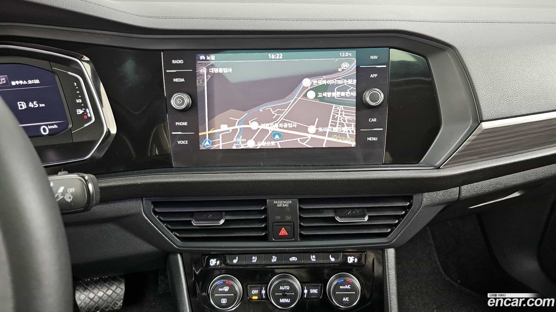 Jetta Volkswagen 2023.11-OPTION-018