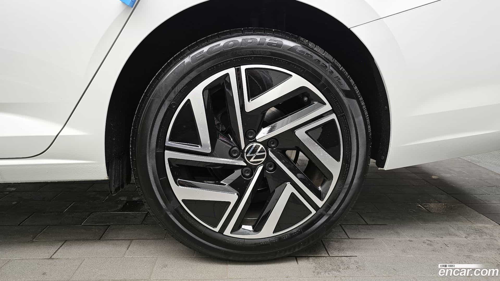 Jetta Volkswagen 2023.11-OUTER-031