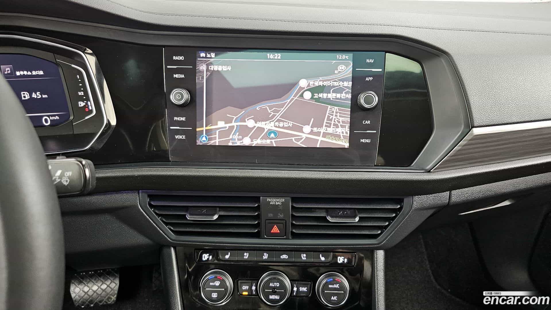 Jetta Volkswagen 2023.11-INNER-036