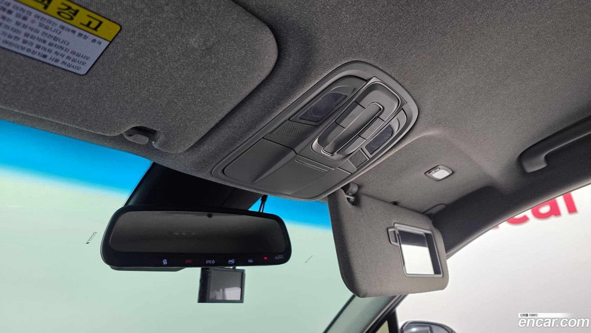 Main__Slider__Photo:Santafe Hyundai 2019.1-26