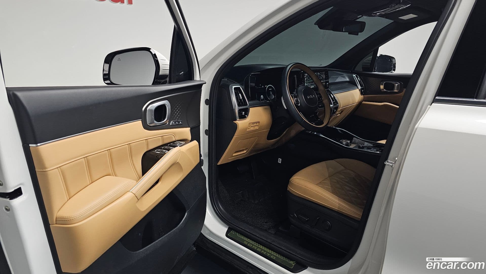 Main__Slider__Photo:Sorento Kia 2023.4-9