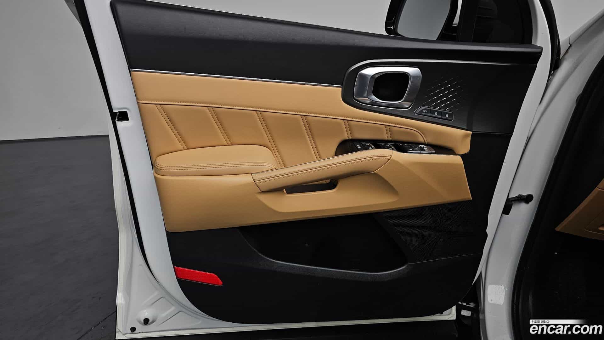 Sorento Kia 2023.4-INNER-034