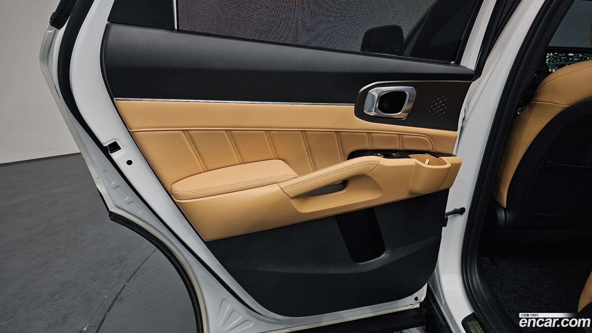 Main__Slider__Photo:Sorento Kia 2023.4-24