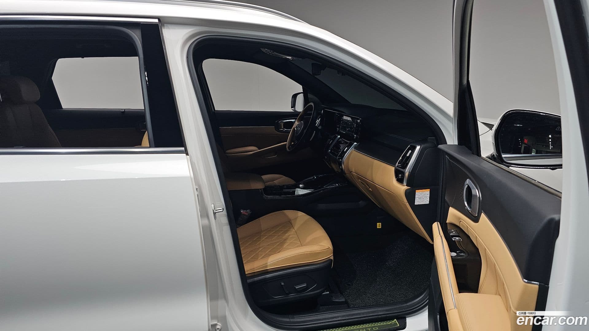 Main__Slider__Photo:Sorento Kia 2023.4-25