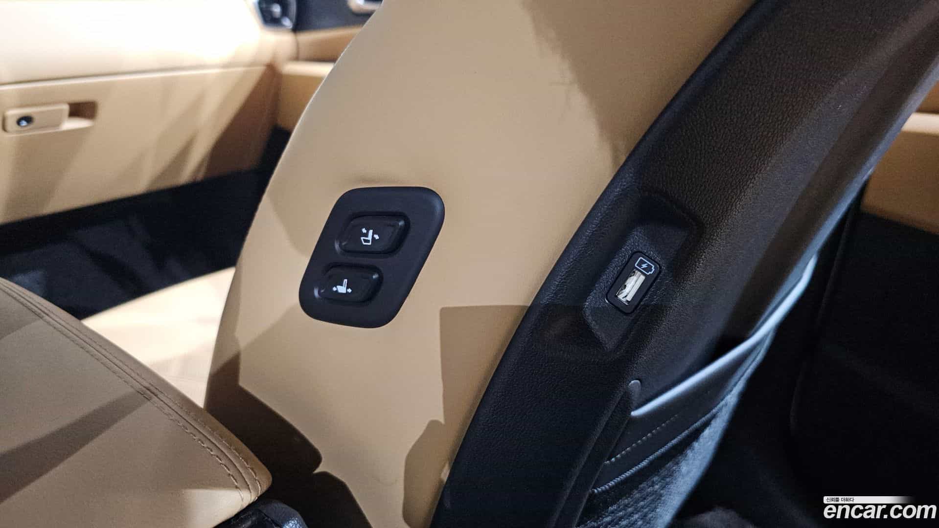 Sorento Kia 2023.4-OPTION-045
