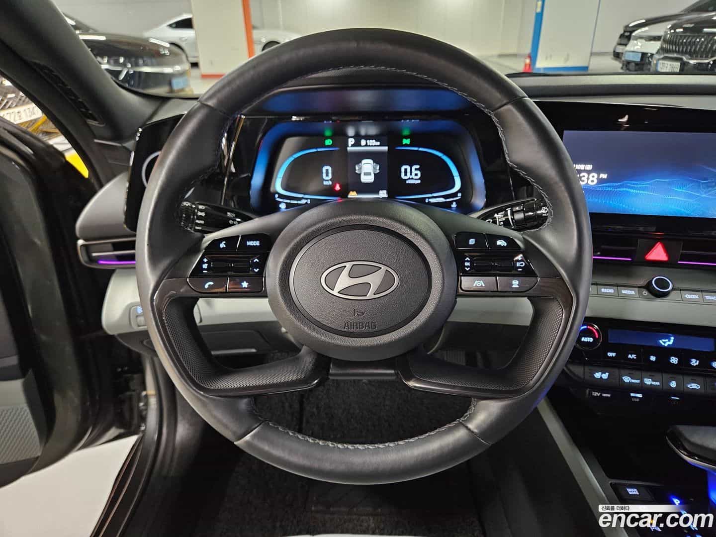 AVANTE Hyundai 2023.4-OPTION-015
