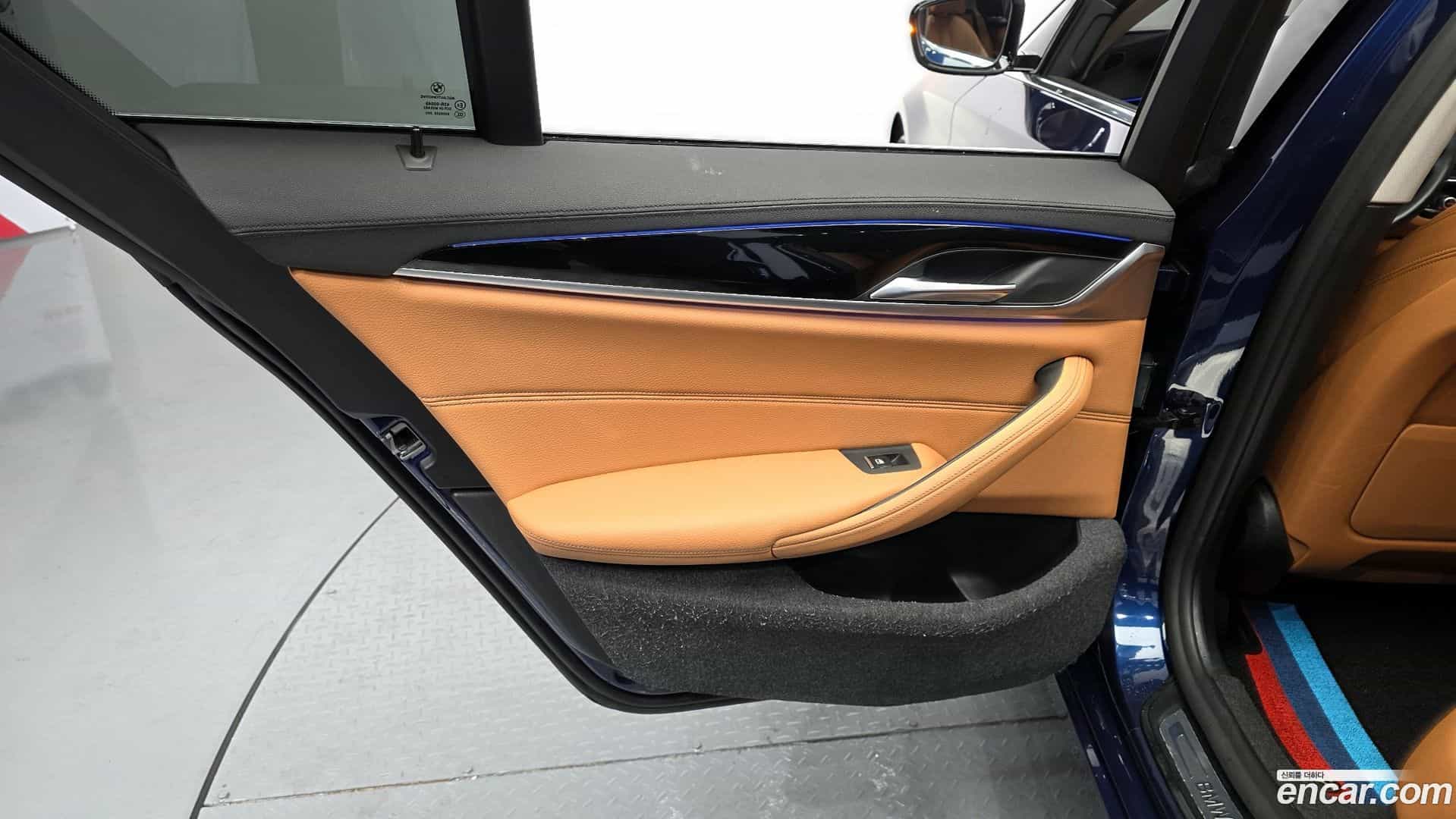 5-Series BMW 2020.3-INNER-035