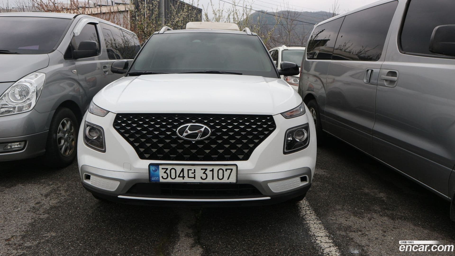 Main__Slider__Photo:Venue Hyundai 2023.2-0