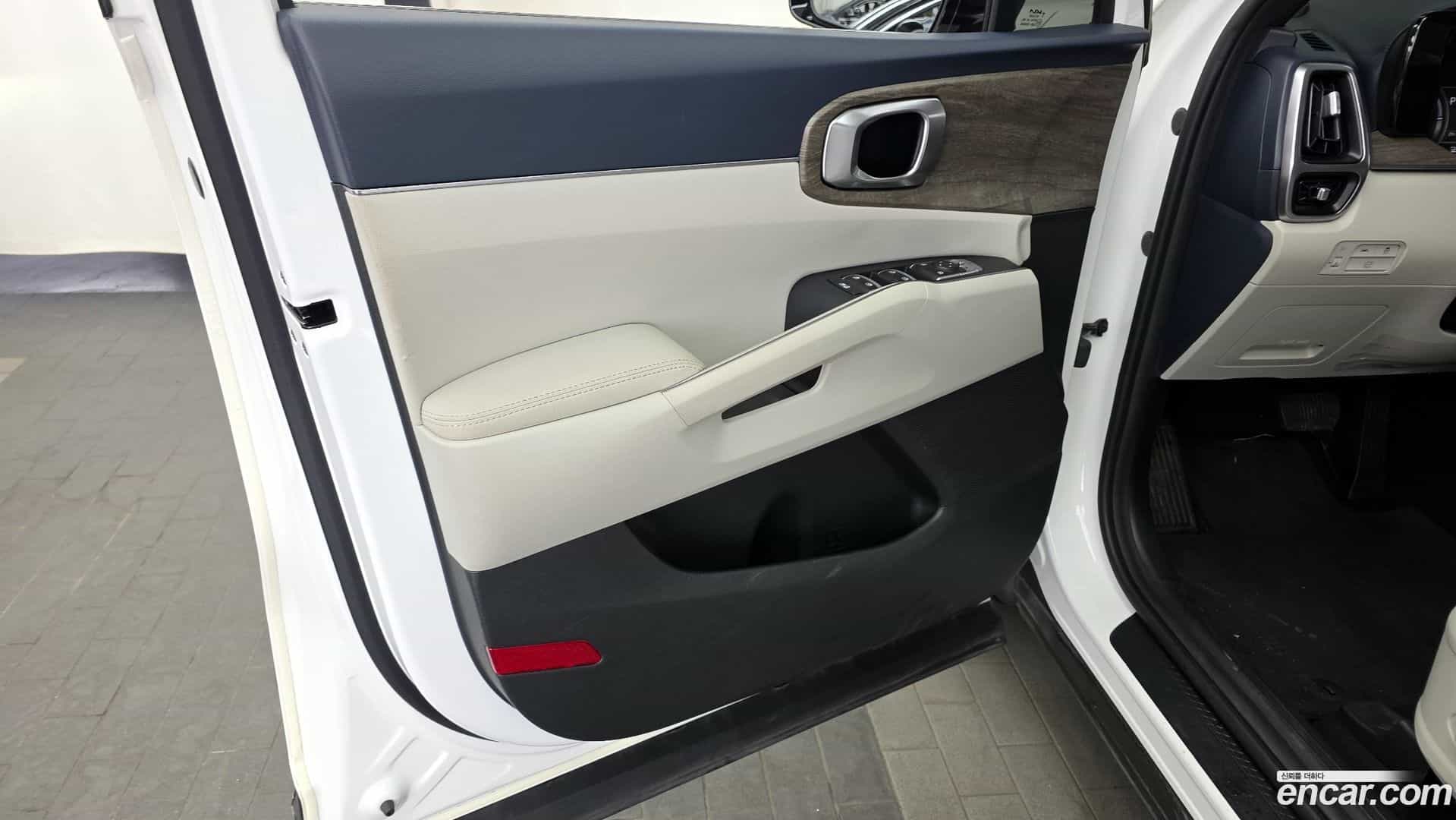 Sorento Kia 2022.0-INNER-034