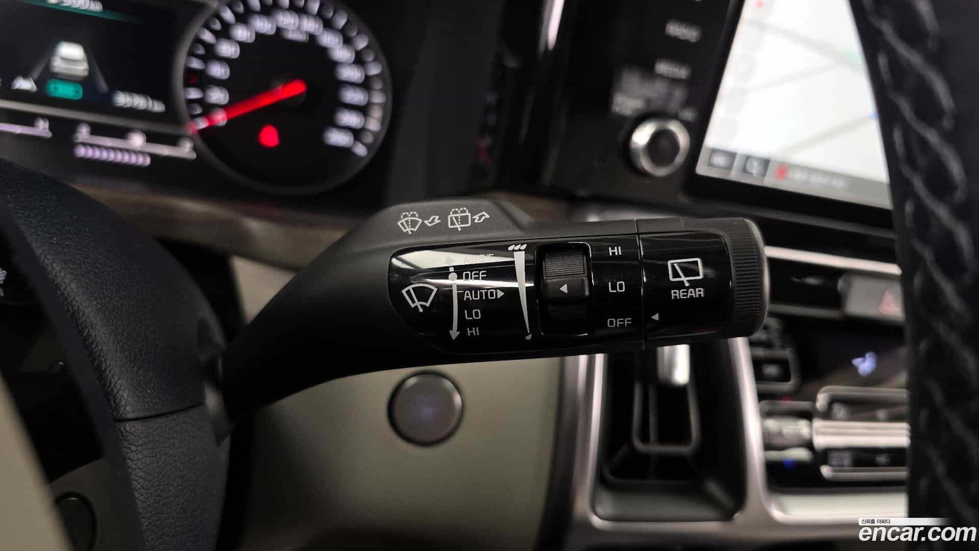 Sorento Kia 2022.0-OPTION-041