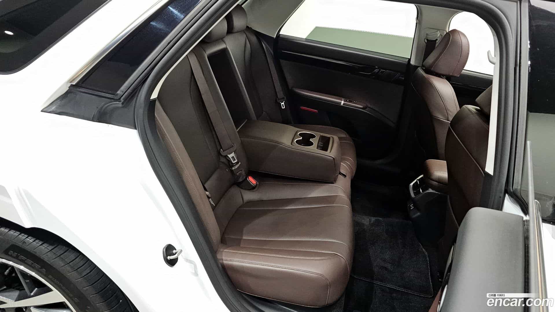 Grandeur Hyundai 2023.7-INNER-036