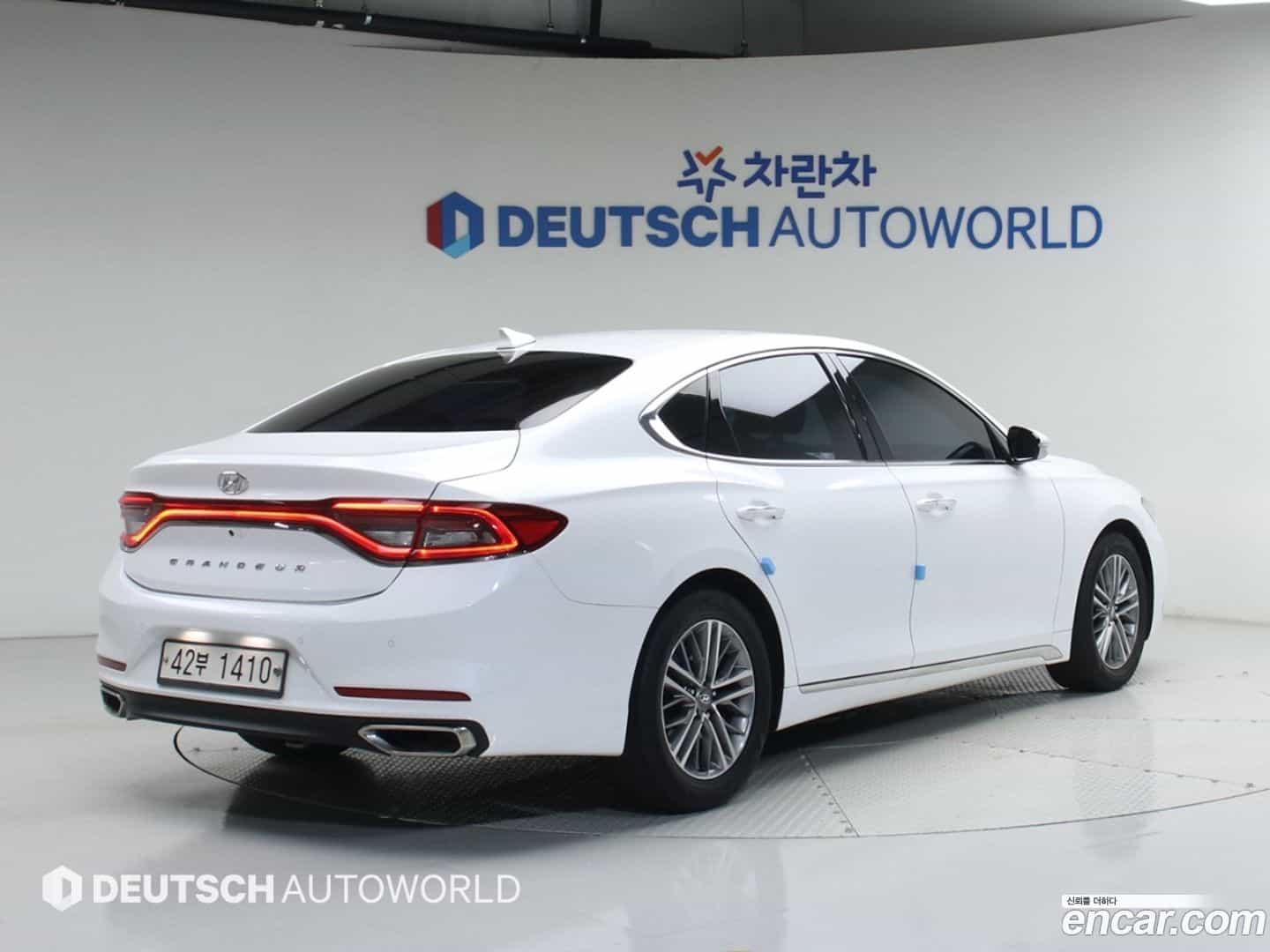 Grandeur Hyundai 2018.0-OUTER-002