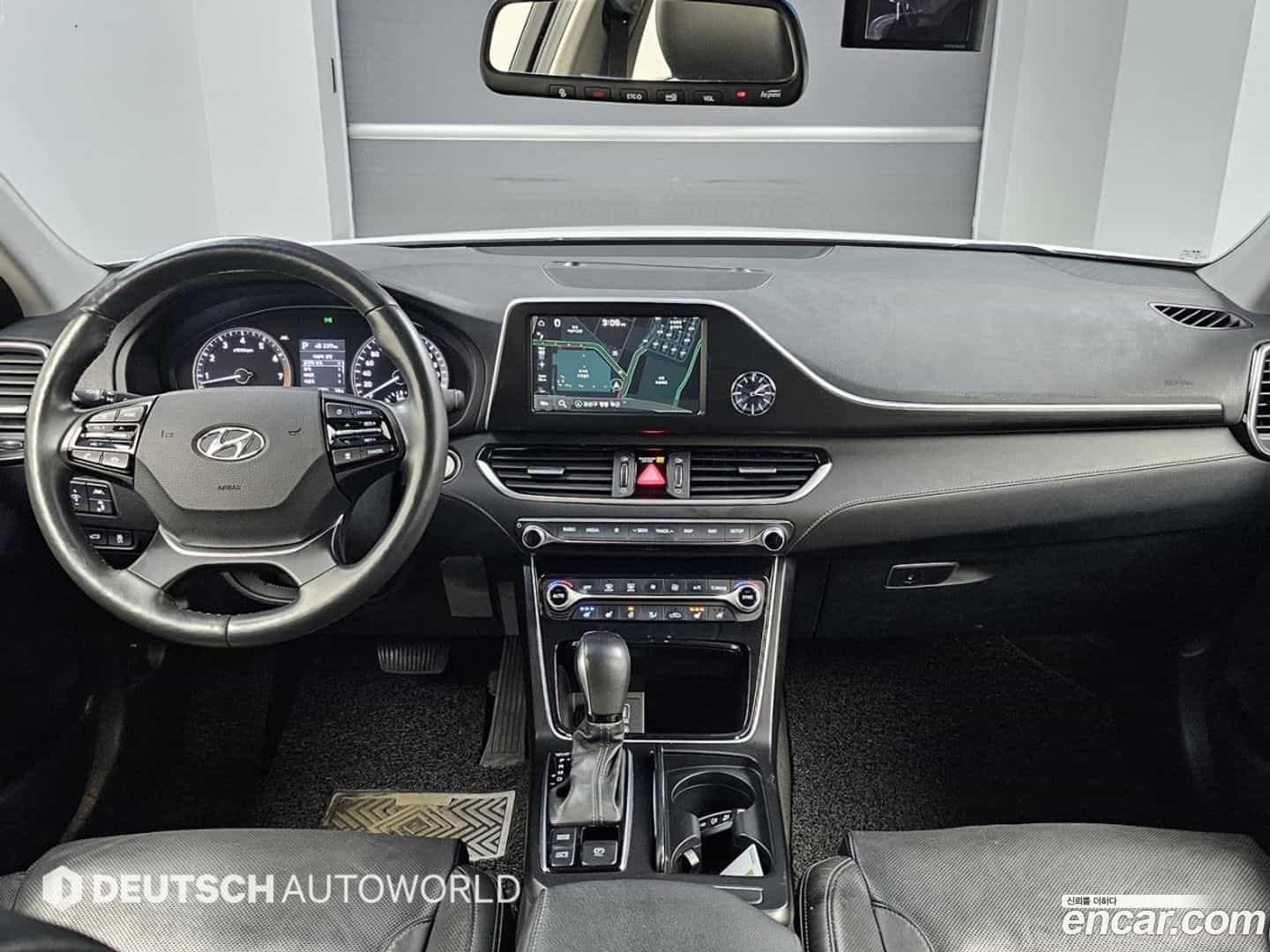 Grandeur Hyundai 2018.0-INNER-007