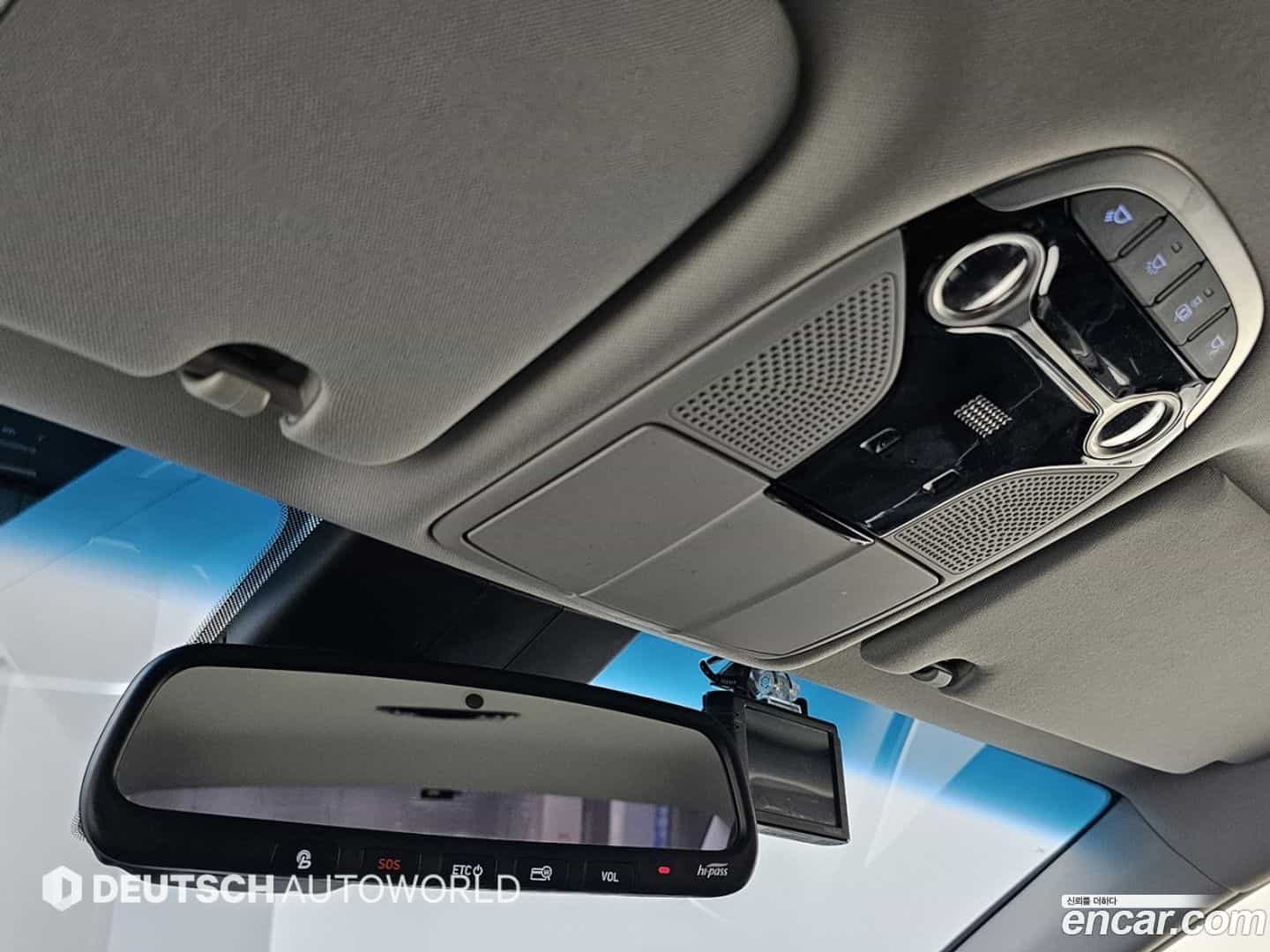 Grandeur Hyundai 2018.0-OPTION-022