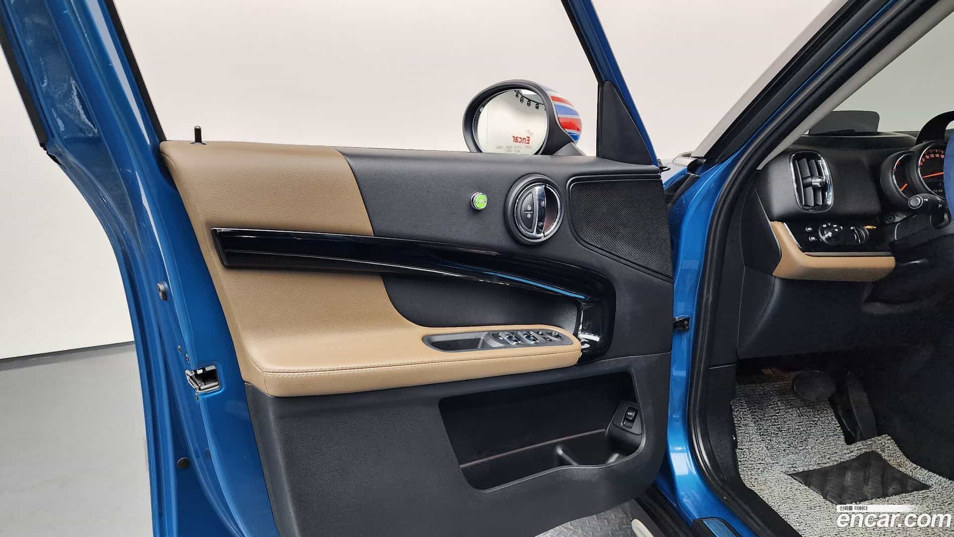 Countryman Mini 2017.4-INNER-034