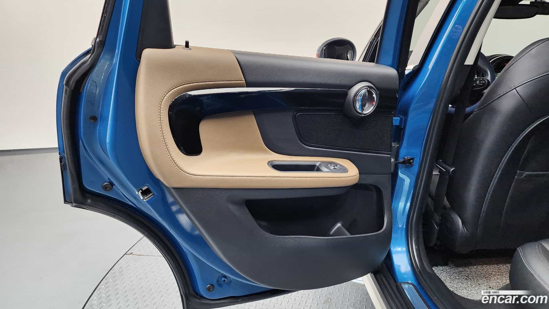 Countryman Mini 2017.4-INNER-035