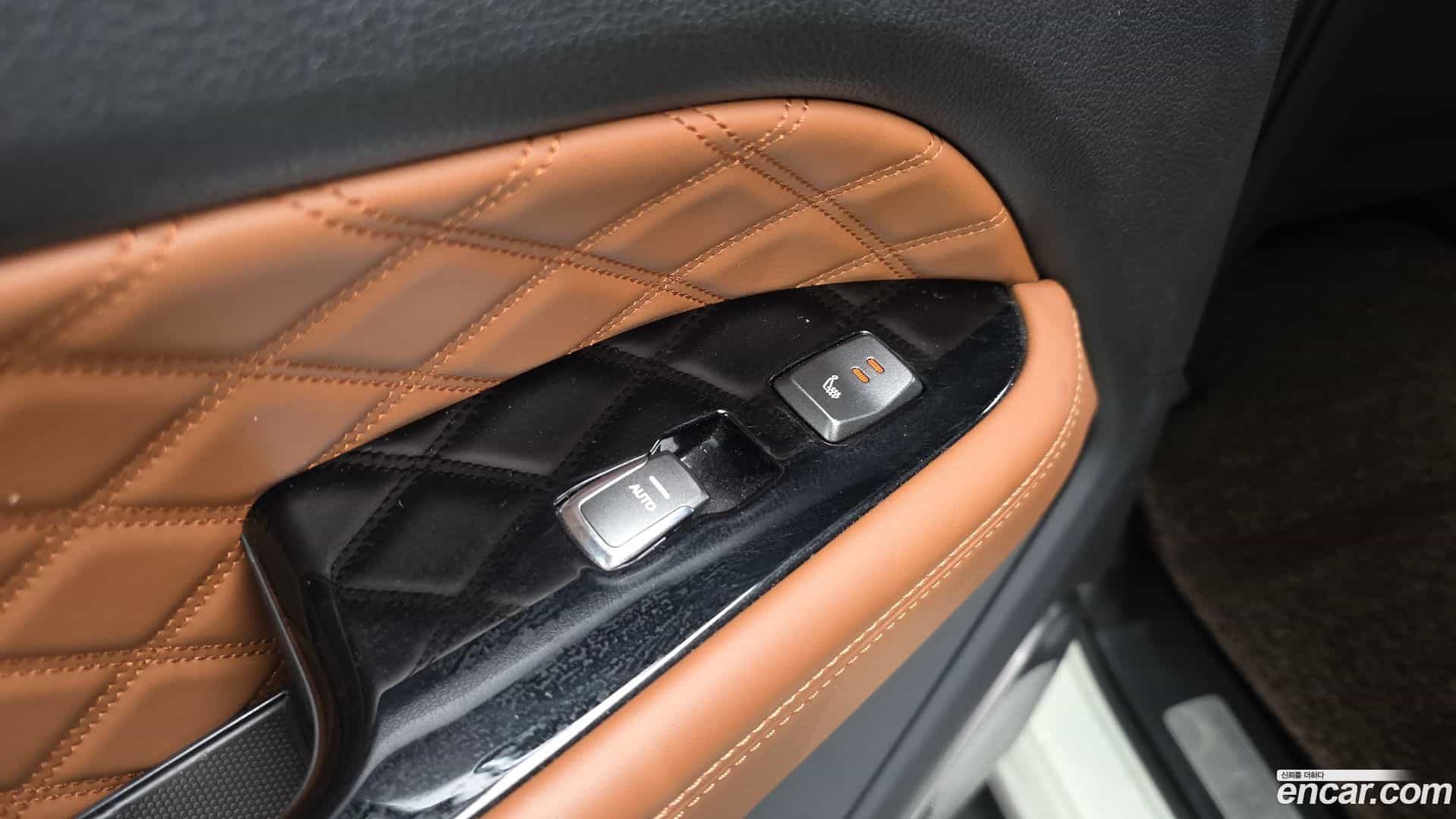 Rexton KG Mobility 2019.3-OPTION-023