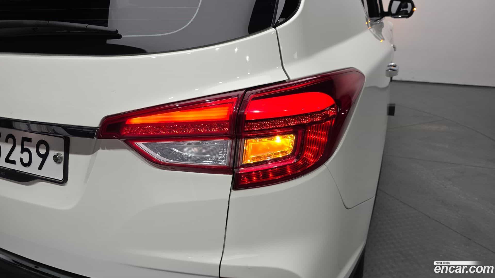 Rexton KG Mobility 2019.3-OUTER-033
