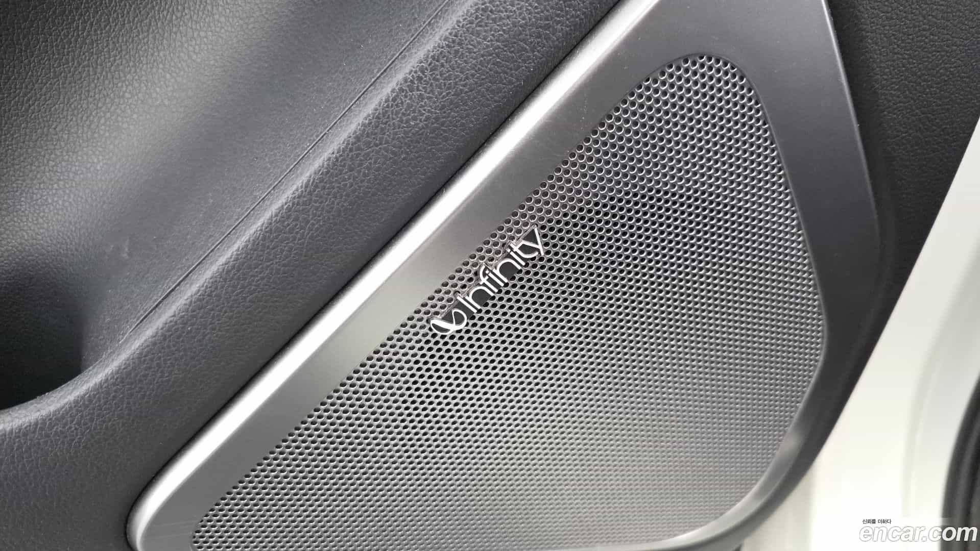 Rexton KG Mobility 2019.3-OPTION-046