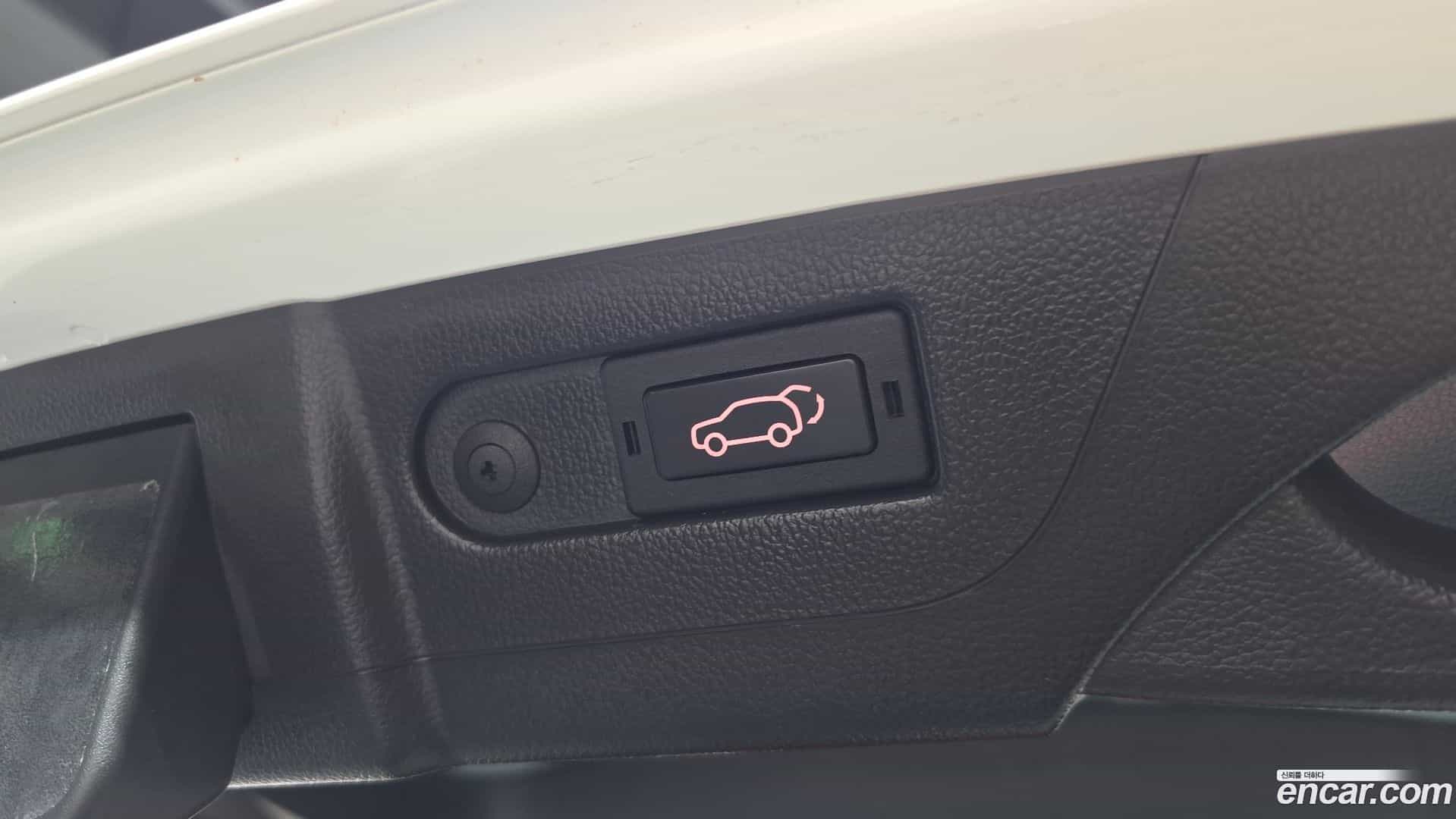 Rexton KG Mobility 2019.3-OPTION-048