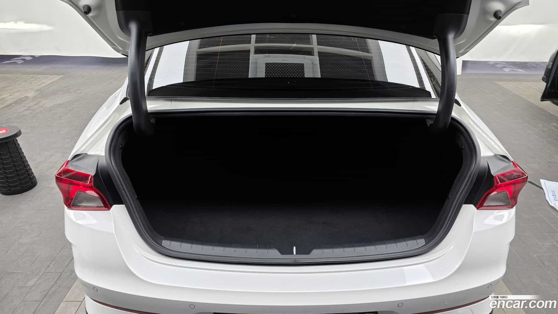 K5 Kia 2022.1-OPTION-024