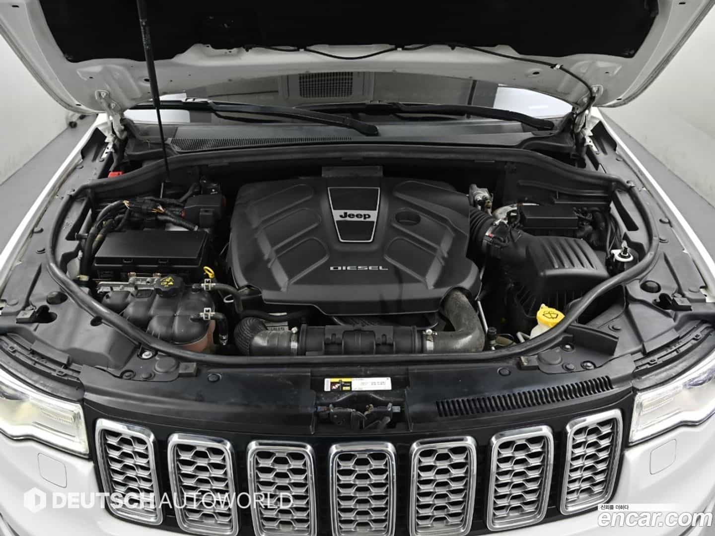 Cherokee Jeep 2018.2-OUTER-006