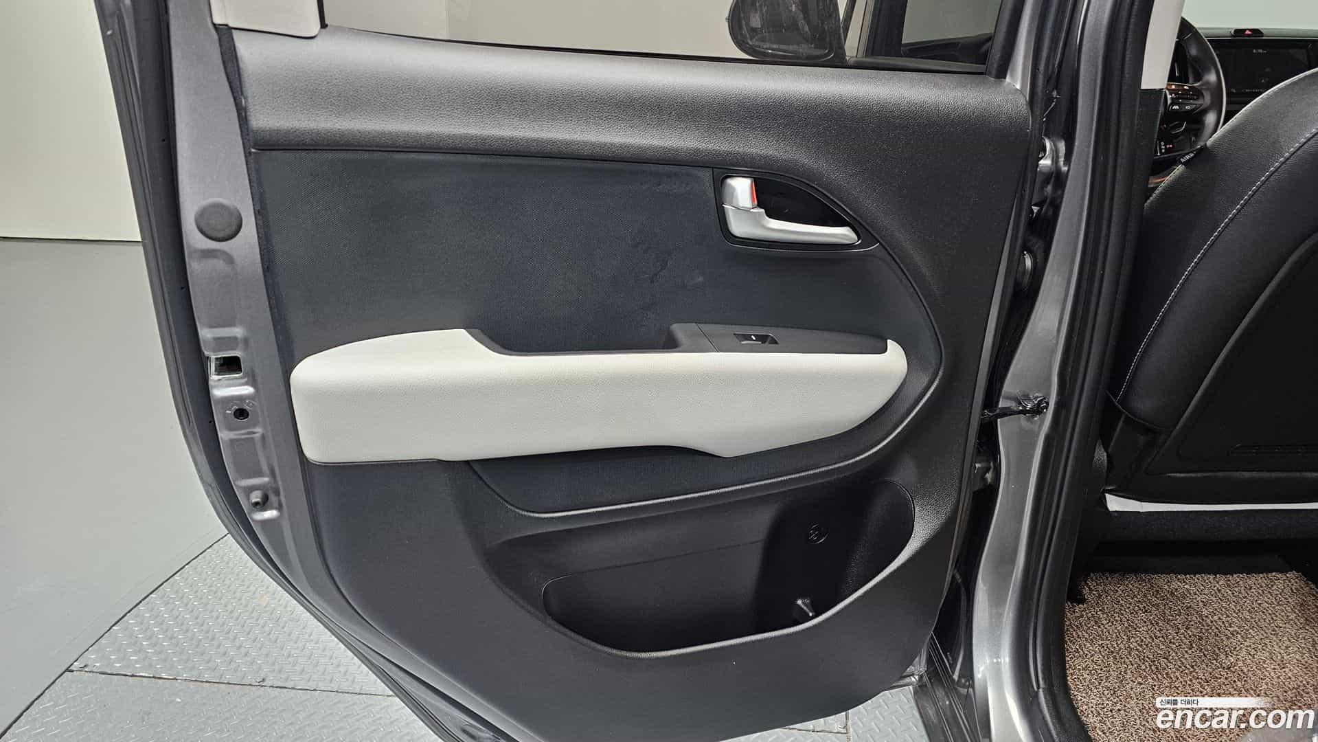 RAY Kia 2025.2-INNER-035