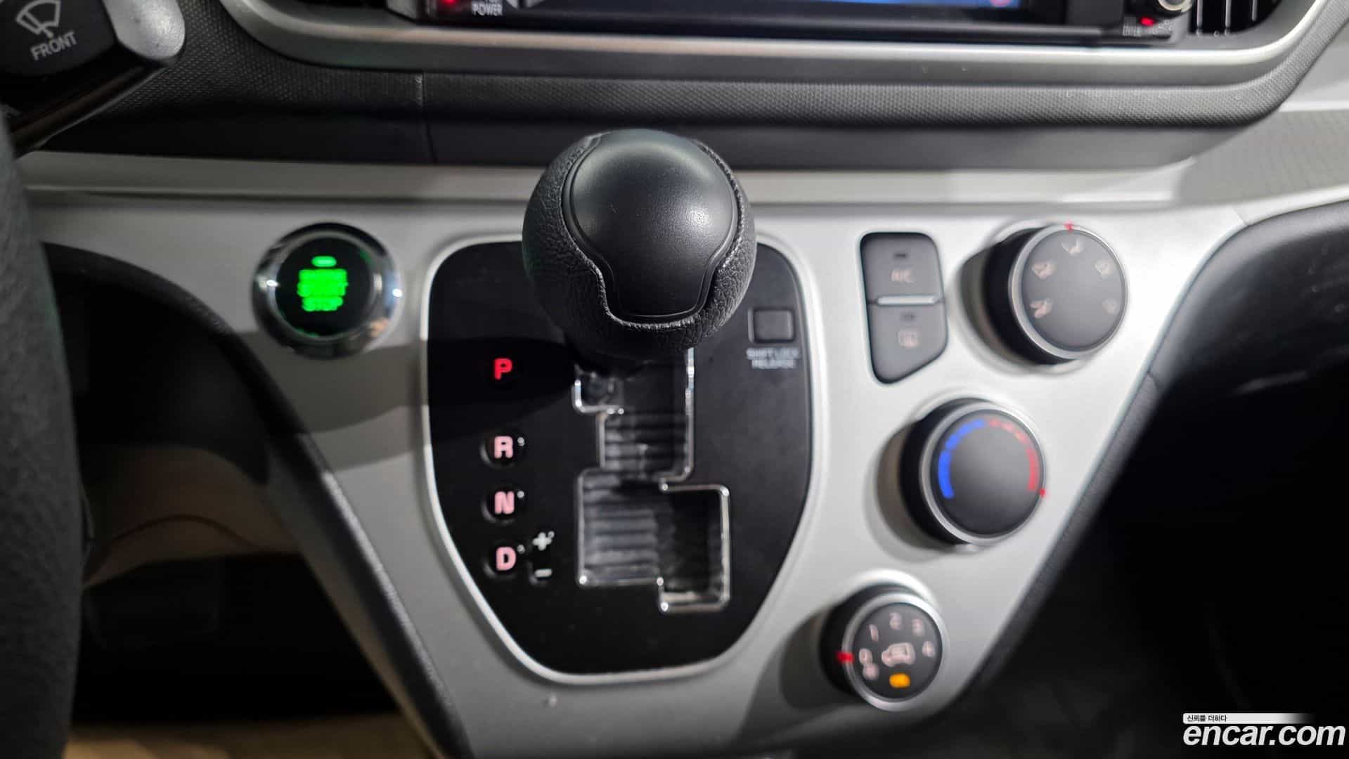 RAY Kia 2022.1-INNER-009