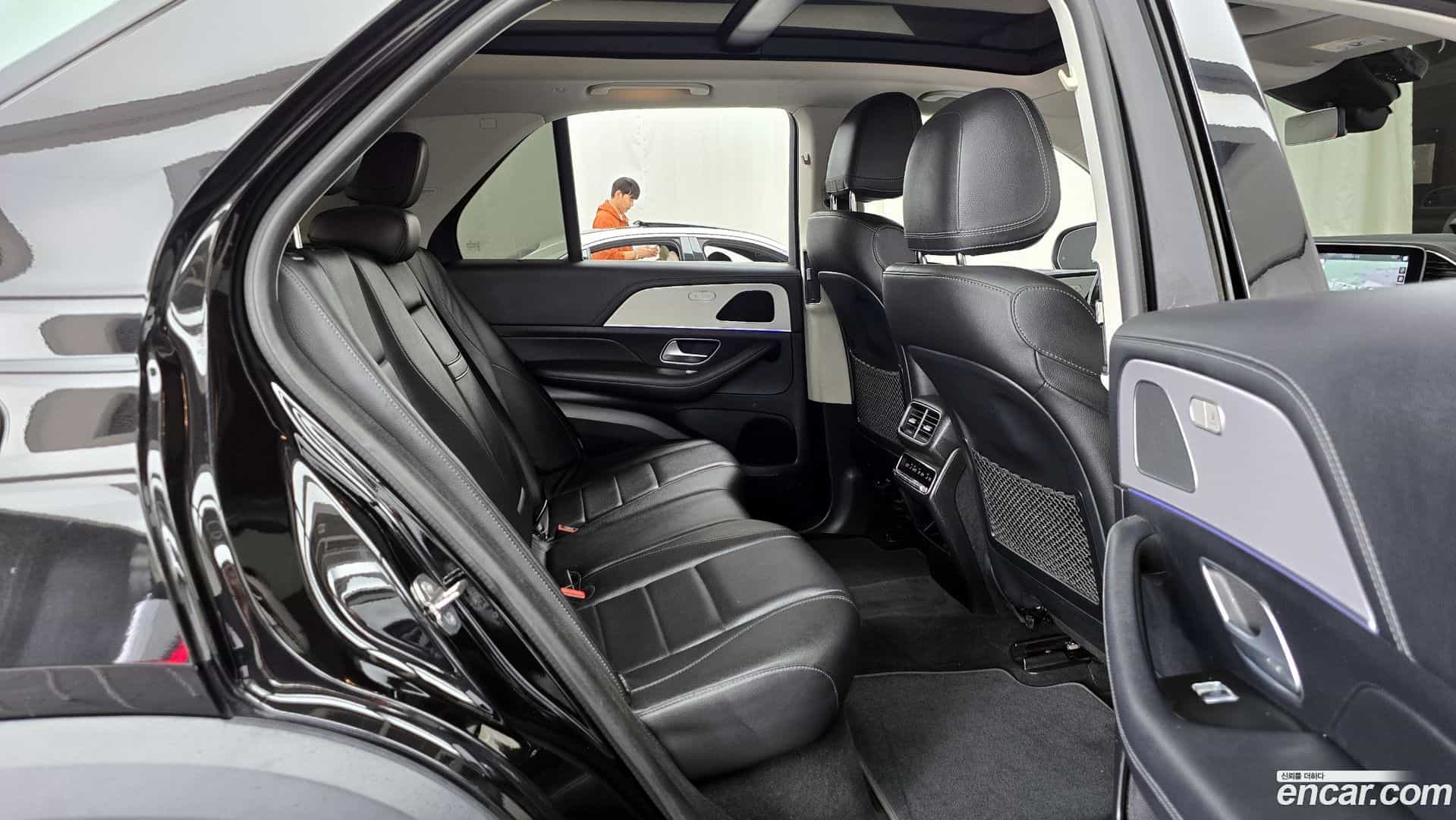 GLE-Class Mercedes-Benz 2021.2-OPTION-040