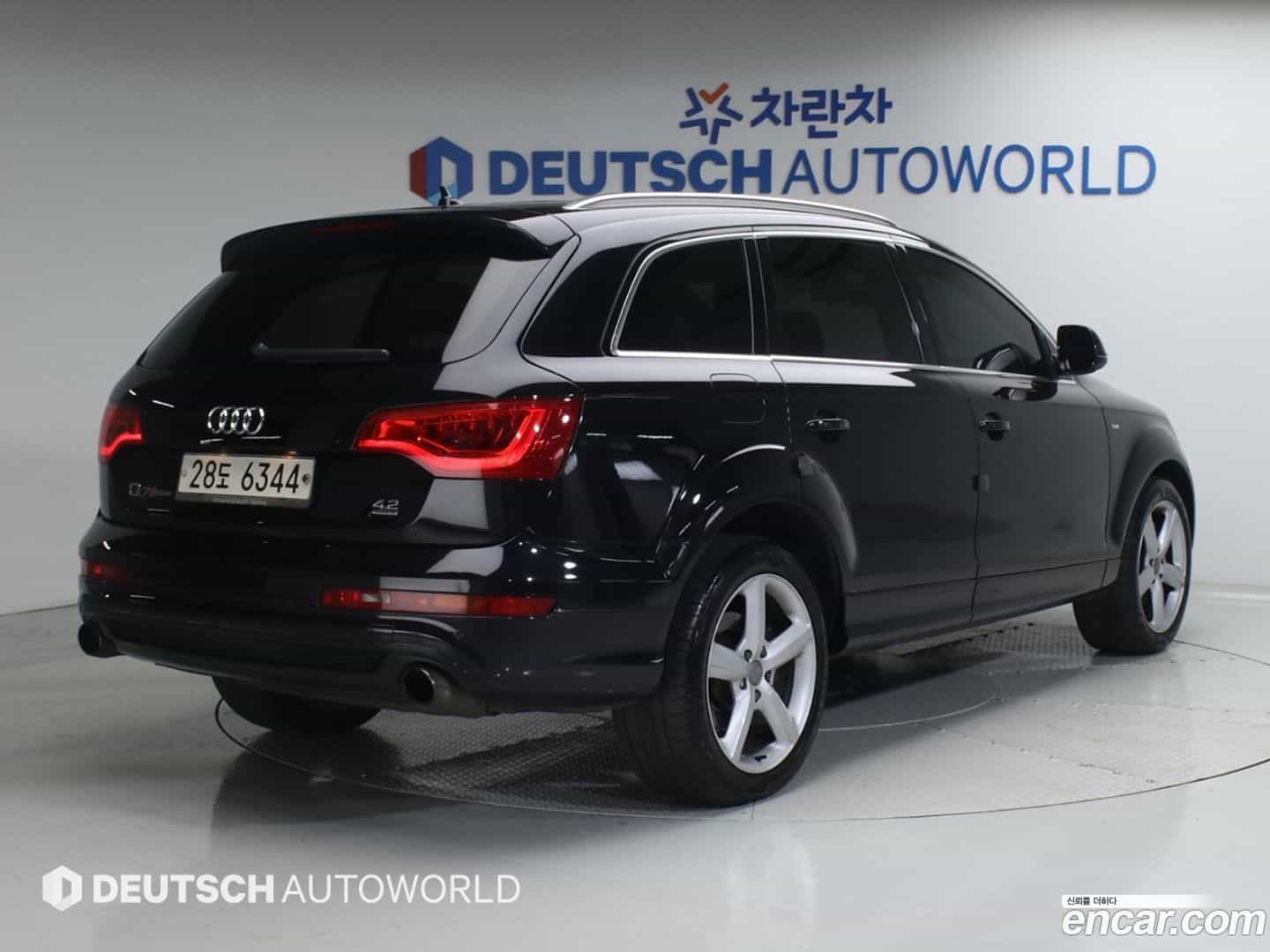 Q7 Audi 2010.11-OUTER-002