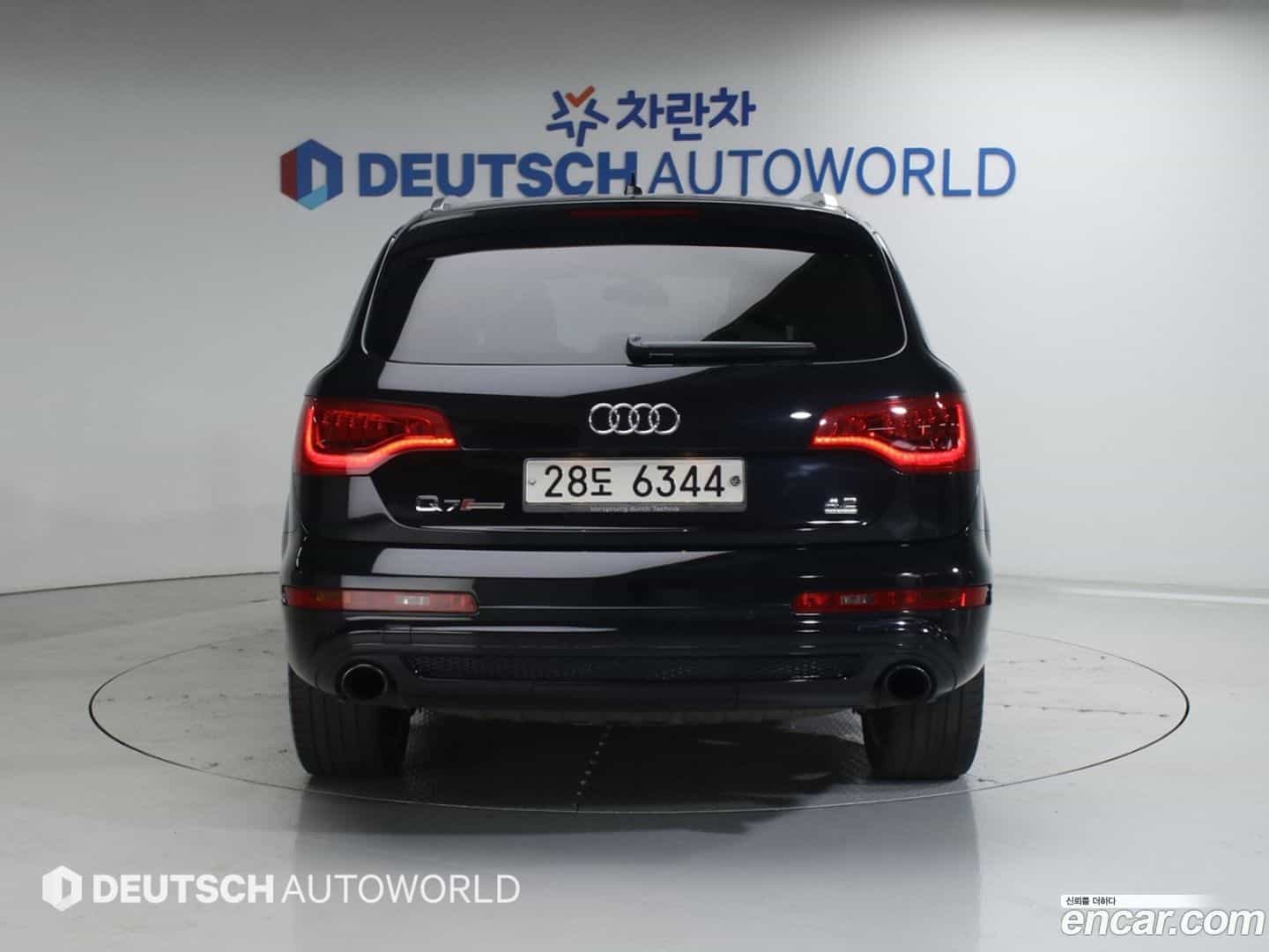 Q7 Audi 2010.11-OUTER-003