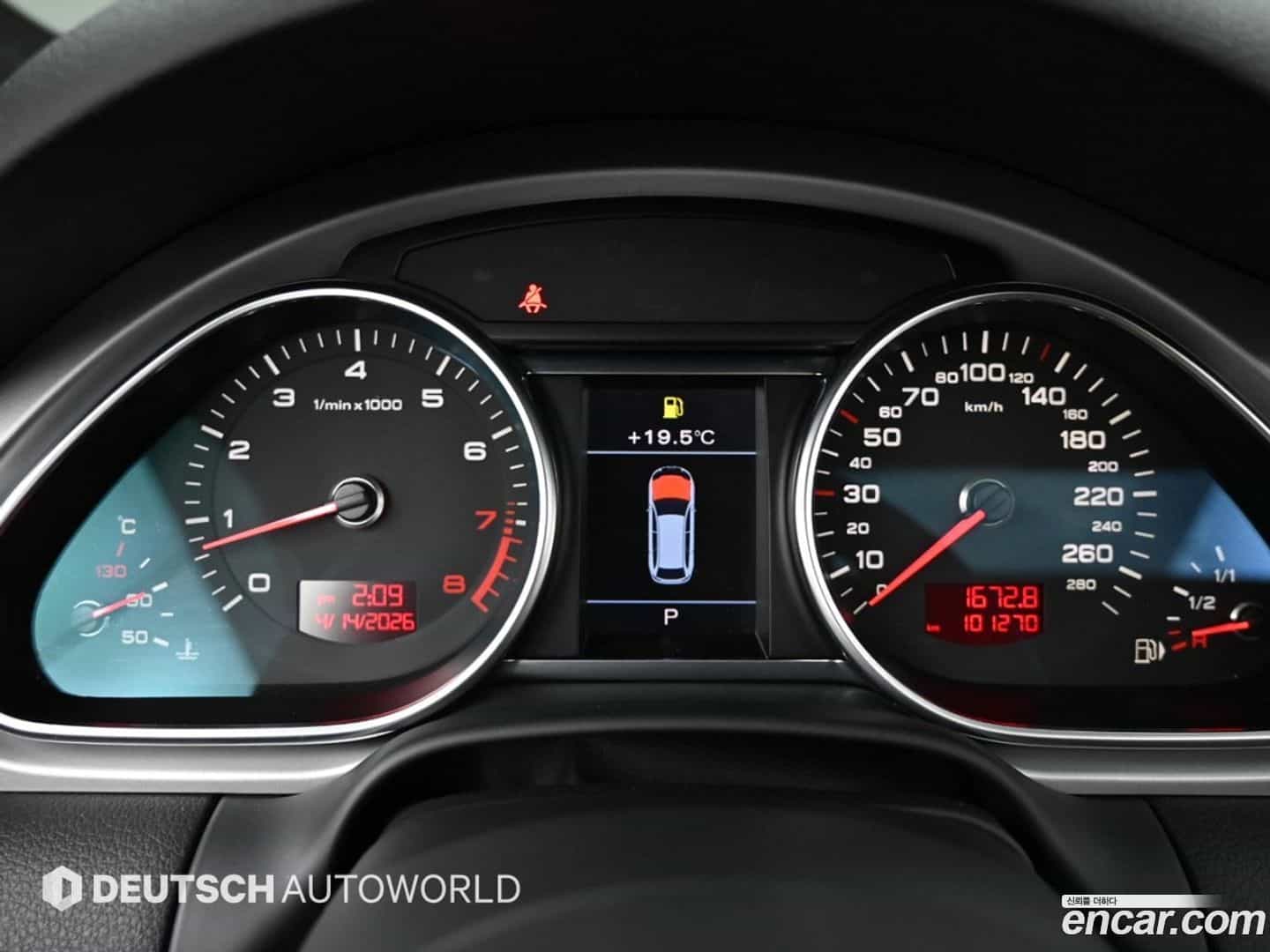 Q7 Audi 2010.11-INNER-007